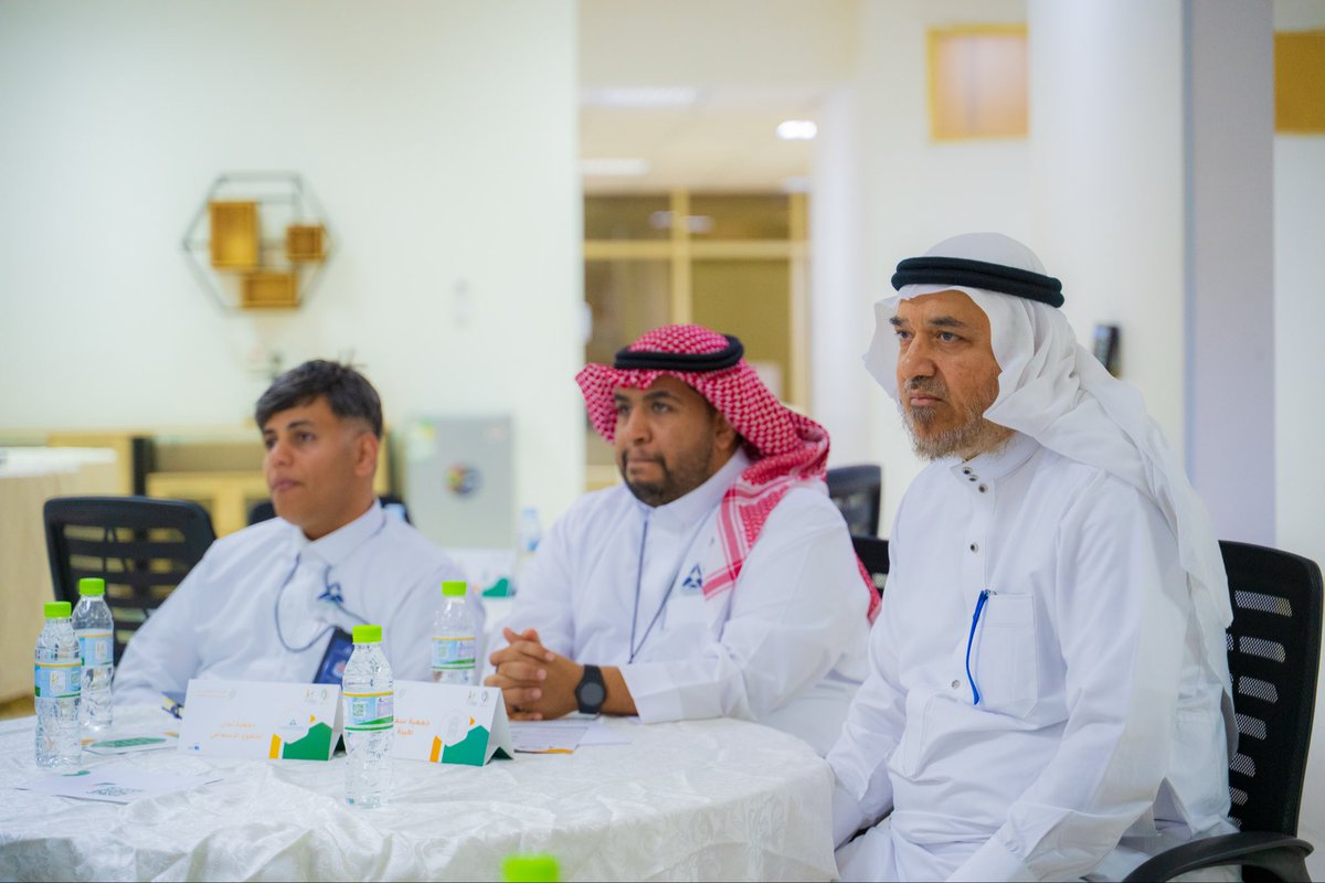birethqinc's tweet photo. في إطار تعزيز التواصل وبناء الشراكات، نظّمت حاضنة ومسرعة عذق لقاءً تواصل بين الجمعيات المحتضنة، لمناقشة فرص التعاون، واستعراض سبل التطوير، وتبادل الخبرات بما يسهم في رفع كفاءة العمل المؤسسي وتعظيم الأثر التنموي✨
#جمعية_البر #حاضنة_عذق #القطاع_غير_الربحي 
 @biralmadinah https://t.co/FQOAxeMgR7