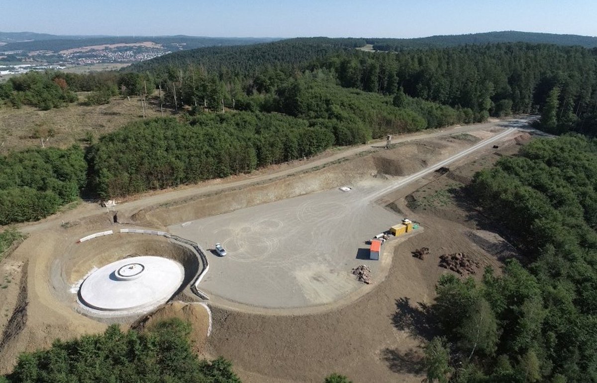 willibald0815's tweet photo. @reiseholic Nur Idioten betonieren sowas in die Landschaft https://t.co/fFqi4PD9oC