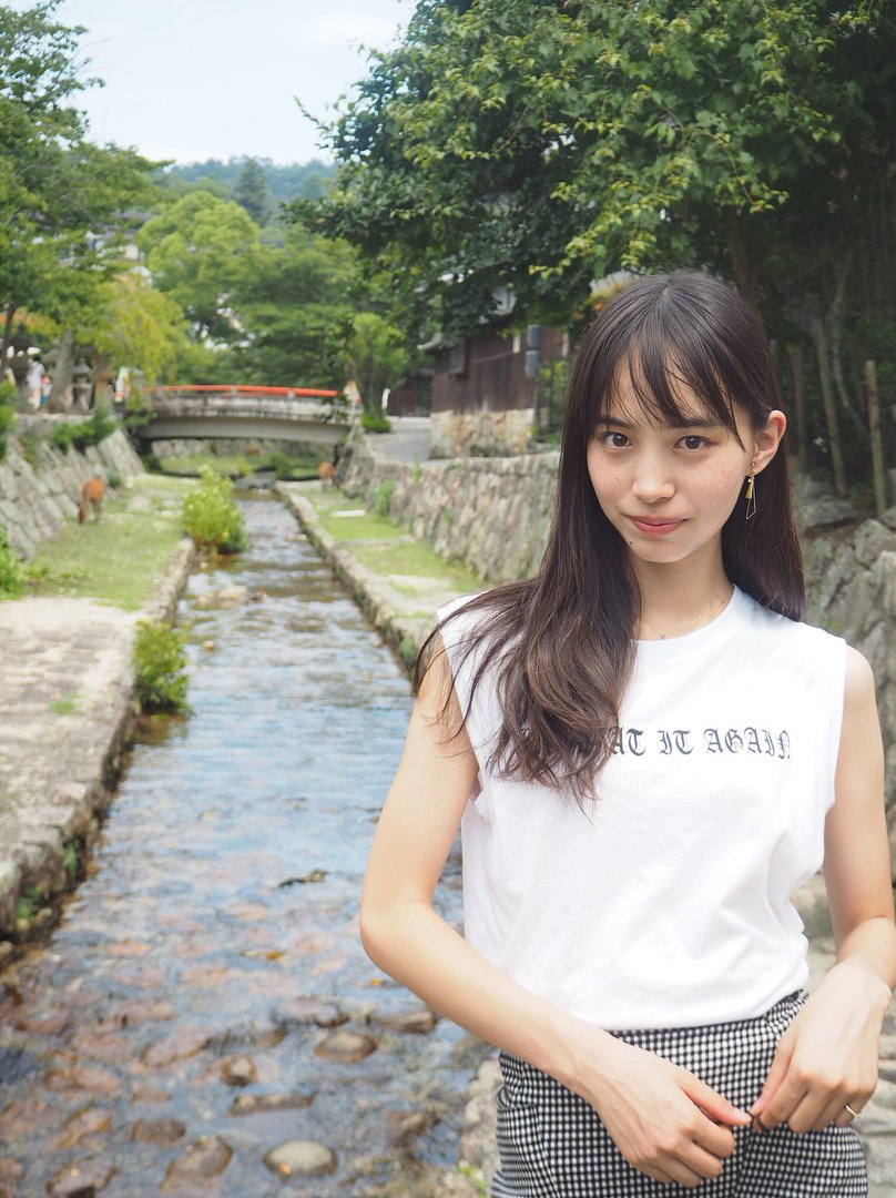tomawo0571's tweet photo. 井桁弘恵ちゃんの白さと細さ、大変よろしい
#井桁弘恵 https://t.co/6qok8nem60
