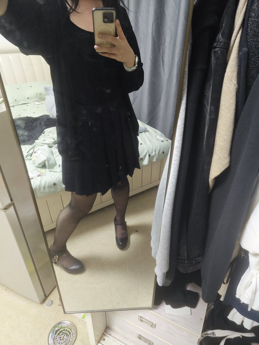 scm7773's tweet photo. 莫名有���寡妇感
#长沙男娘 https://t.co/AhUs8gUWB3