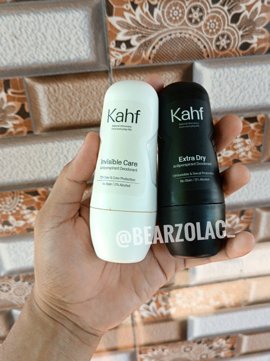 bearzolac_'s tweet photo. Kemarin beli pas mutual x ngelive jualan😅 baru nyampe nih deodorant Kahf yg terbaru.. Suka bgt sama aromanya.. Si hitam sama si putih bakal jadi favorit ku nih.. 🐻✨

Kalau kalian suka deodorant Kahf yg ijo, biru, hitam atau putih? https://t.co/T07XxOxixV