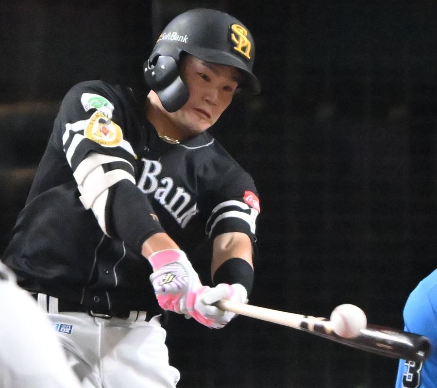 nishispo_hawks's tweet photo. 山本恵大選手の出場選手登録を抹消　

18試合出場で打率2割6部8厘、3本塁打、7打点

▼記事はこちらから▼ #sbhawks
https://t.co/Hp1hRahqfz https://t.co/zx2ddjdcsQ