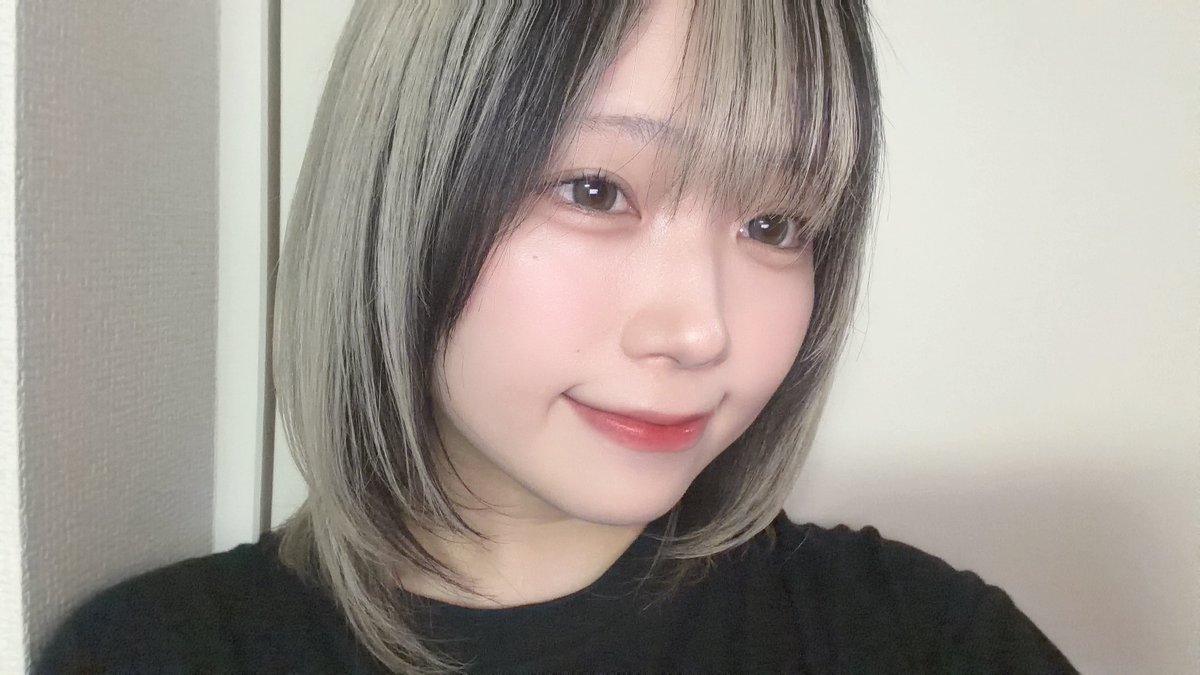 さや Post by さや。 on X: ✌️