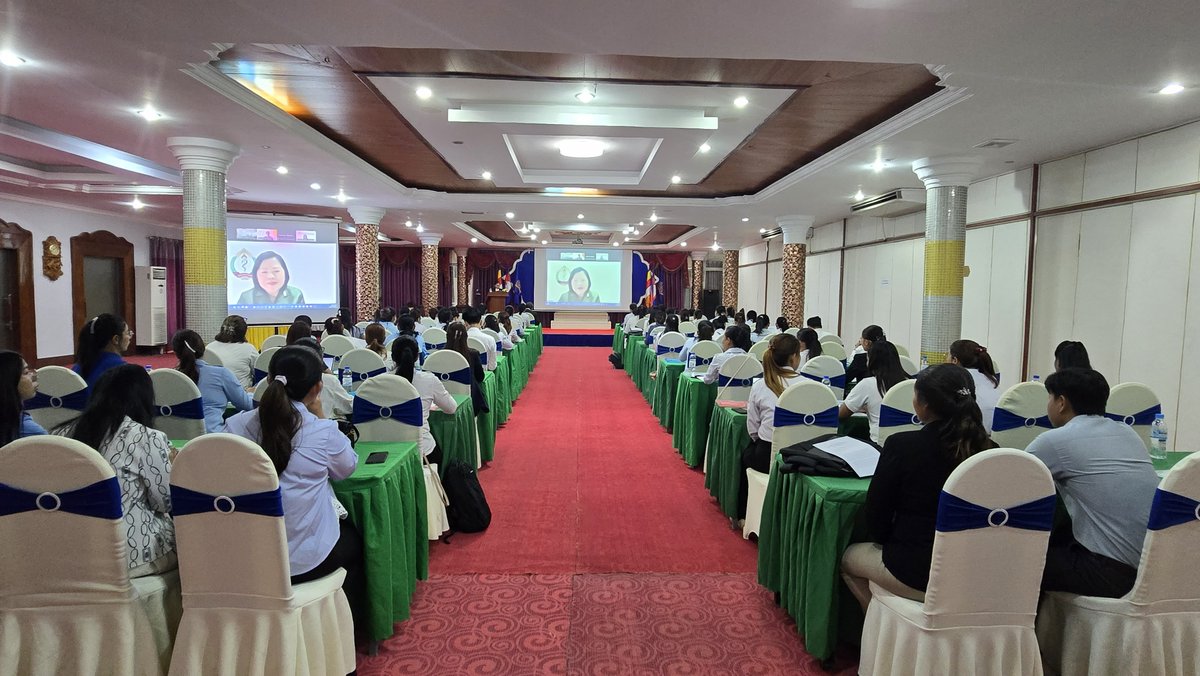 UNFPACambodia's tweet photo. Data saves lives!
At the final training, @UNFPA & @MohCambodia used a new data tool to assess the #EmONC to ensure every birth is a happy moment.
With thanks to Gov't of Australia for funding this life-saving work!
Goal: Zero preventable maternal & newborn deaths.
#DFAT #TUSIP https://t.co/s8cCR7ALJw