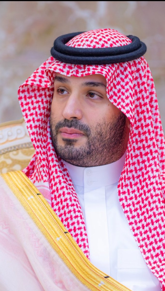 m992_n's tweet photo. #السعوديه_خط_احمر
 #القوات_المسلحه_السعوديه

لا أحد يجرب هيبة السعودية.. إذا وقفت، وقفتها تُحسب واذا قالت كلمتها الباقين يسمعون 

الله يديم علينا الأمن والعز ويطول عمر ملكنا ابوفهد وولي عهده ابوسلمان 
 ويحفظ ابطال القوات الجويه الملكية السعودية بقيادة الأمير تركي بن بندر 💚🤍🇸🇦

والله شعور فخر ويشوش الرأس🇸🇦💚💚