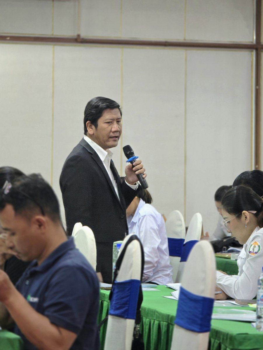 UNFPACambodia's tweet photo. Data saves lives!
At the final training, @UNFPA & @MohCambodia used a new data tool to assess the #EmONC to ensure every birth is a happy moment.
With thanks to Gov't of Australia for funding this life-saving work!
Goal: Zero preventable maternal & newborn deaths.
#DFAT #TUSIP https://t.co/s8cCR7ALJw