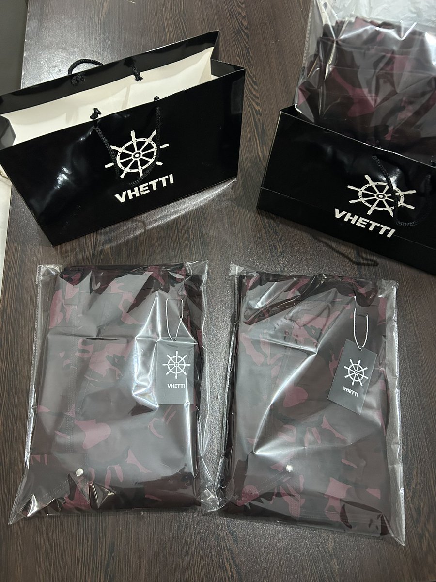 khoblac_'s tweet photo. New drop from @vhettiofficial  🔥 https://t.co/Qt56weKjV5