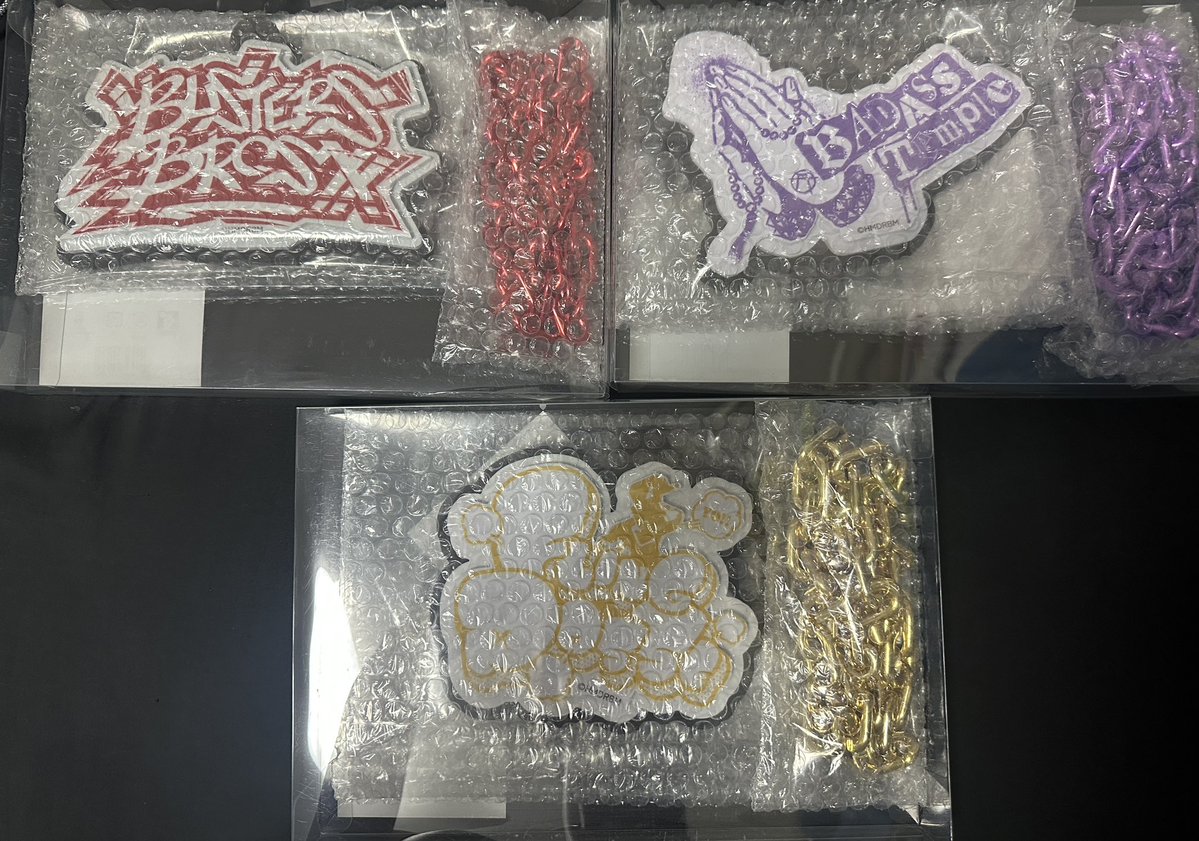 _honokayo_'s tweet photo. ヒプノシスマイク ヒプマイ オンラインくじ KINGくじ ヒプムビ 交換譲渡募集

譲
特典シンジュク
B賞デカチェーンイケブクロ、シブヤ、ナゴヤ
C賞おなまえリング独歩、簓、⭐︎獄
D賞シブヤ、オオサカ
E賞一郎、⭐︎三郎、銃兎、幻太郎、帝統、一二三、⭐︎盧笙、⭐︎零、⭐︎十四

→ https://t.co/9LcAi1606Q