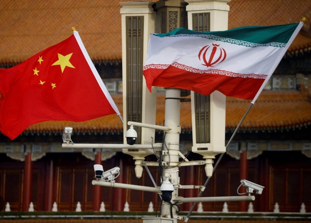 srbija_eu's tweet photo. The Reuters news agency, citing three sources familiar with the matter,  says Iran is set to take delivery of an initial shipment of up to 400  Chinese shoulder-fired air defence systems in the coming weeks. #news #iran #usa #china https://t.co/7boqv081YZ