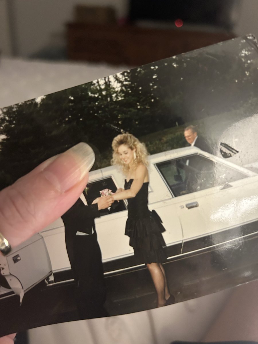 THstraya2017's tweet photo. Post a pic of yourself in the 80’s- these are always fun! 

Me circa 1989 prom https://t.co/BZzA71g308