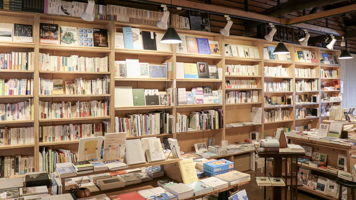 nagorobooks's tweet photo. 一週間の臨時休業（なつやすみ）を終えて、本日より通常営業に戻りました。 https://t.co/2kgh6cTU2h