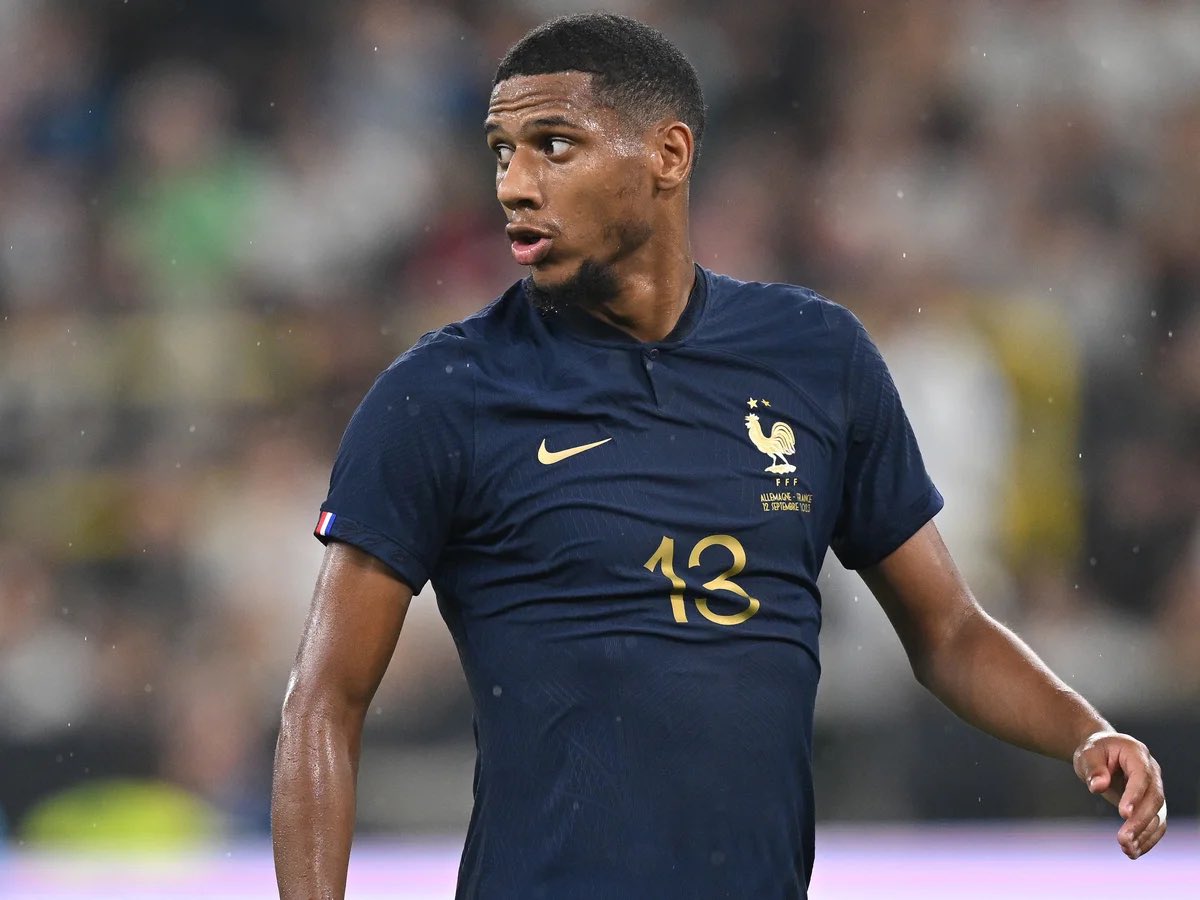 Sam_Uhel's tweet photo. 🔵 Olympique Marseille in active discussions with West Ham for Jean-Clair Todibo.
📝 Contract offer ready through 2031.
⏳ Talks ongoing between the two clubs to find an agreement. https://t.co/gKE5jfbJMZ