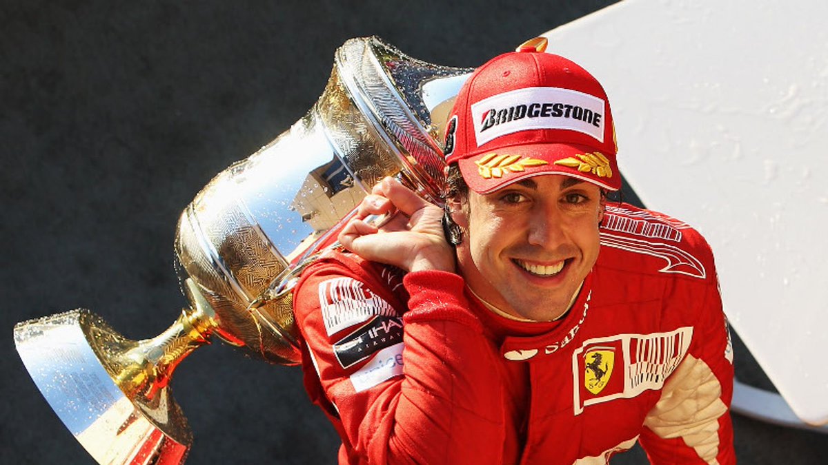 MinardiFormula1's tweet photo. Happy birthday Fernando Alonso!! https://t.co/afBn8hsDNu