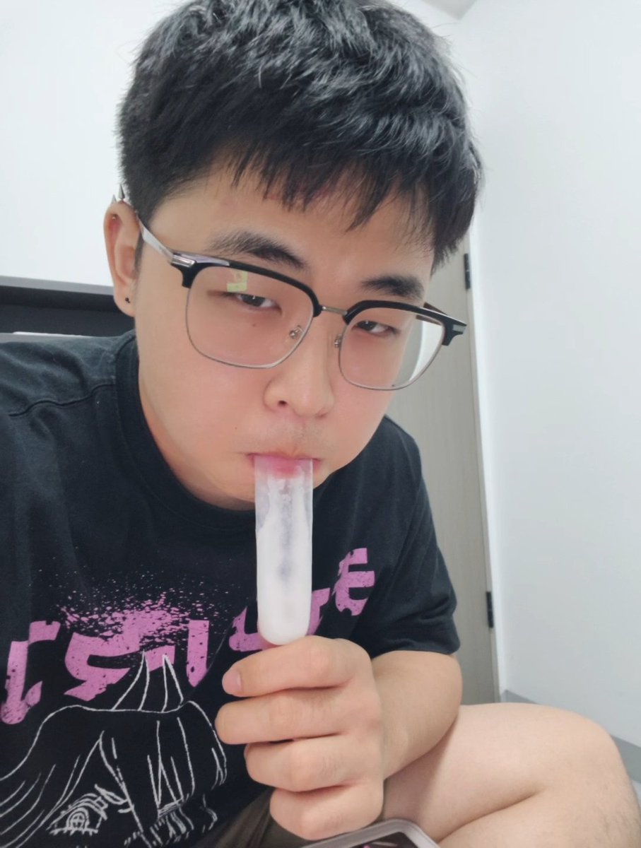 backkomm323's tweet photo. 是旺旺碎冰冰 https://t.co/Ghpuwut2rW