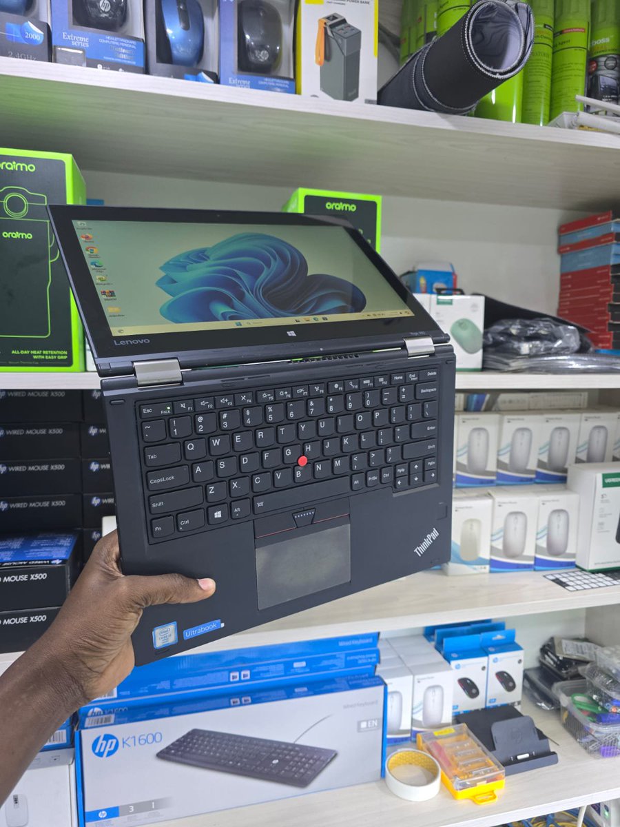 Karotexcomputer's tweet photo. Lenovo Thinkpad x380 yoga
Core i5
8th Generation
8Gb Ram
256Gb storage
X360touchscreen
Backlit keyboard
With stylus pen
Widows 11pro installed and Office activated 2021
@30ksh
#RutoKindikiGoverment
#welback
#Sifuna
#Delap
#Tosin
#BlessedWenesday
#Gachaguamtkenya https://t.co/j0pDJuBtjm