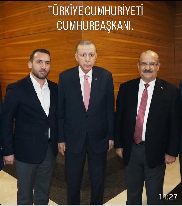 SevginCelal's tweet photo. Van’ımıza kazandırılan yeni stadyum, sadece maçların oynanacağı bir tesis değil; geleceğe yapılmış önemli bir yatırımdır. Şehir merkezine yakın konumu sayesinde taraftarlarımızın yürüyerek dahi ulaşabileceği büyük bir avantaja sahiptir.

Modern mimarisi, geniş otoparkı, ticari alanları, sosyal yaşam merkezleri ve farklı kullanım alanlarıyla bu proje, sadece maç günlerinde değil haftanın her günü yaşayan bir cazibe merkezi olmalıdır.

Stadyum bünyesinde yer alacak iş yerleri, sosyal alanlar ve diğer ticari faaliyetler, Vanspor’umuza sürekli gelir sağlayacak şekilde planlanmalıdır. Böylece kulübümüz ekonomik açıdan daha güçlü bir yapıya kavuşurken, Van da sosyal ve ekonomik anlamda önemli kazanımlar elde edecektir.

Başta Sayın Cumhurbaşkanımız Recep Tayyip Erdoğan olmak üzere, hükümetimize, Gençlik ve Spor Bakanlığımıza, Van milletvekillerimize ve emeği geçen herkese teşekkür ediyor, bu değerli yatırımın Van’ımıza hayırlı olmasını diliyorum. 🇹🇷🏟️⚽

@vansporfk @gencliksporbak @OA_BAK @K_Turkmenoglu_V @Burhan_Kayaturk @valiozanbalci75