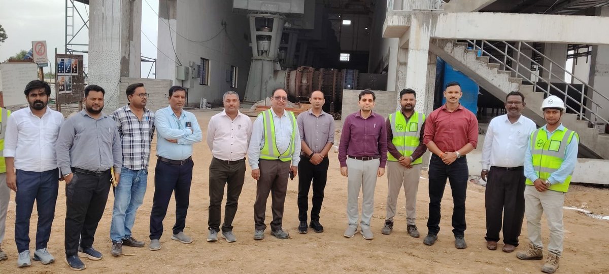 KutchDdo's tweet photo. અંજાર તાલુકાના રાપર ખોખરા ગામે આવેલ એન્જીનીયરીંગ, પ્રોક્યોરમેન્ટ એન્ડ કન્સ્ટ્રકશન (ઈપીસી) પાઈપ લાઇન પ્રોજેક્ટ ટપ્પર ડેમ થી નિરોણા ડેમ(નોર્ધન લિંક) પમ્પિંગ સ્ટેશનના કામની પ્રગતિ અંગે સમીક્ષા કરવામાં આવી.

@CMOGuj @InfoGujarat @GujDCoffice @wrd_gujarat @InfoGujarat https://t.co/5epOuWUFCr