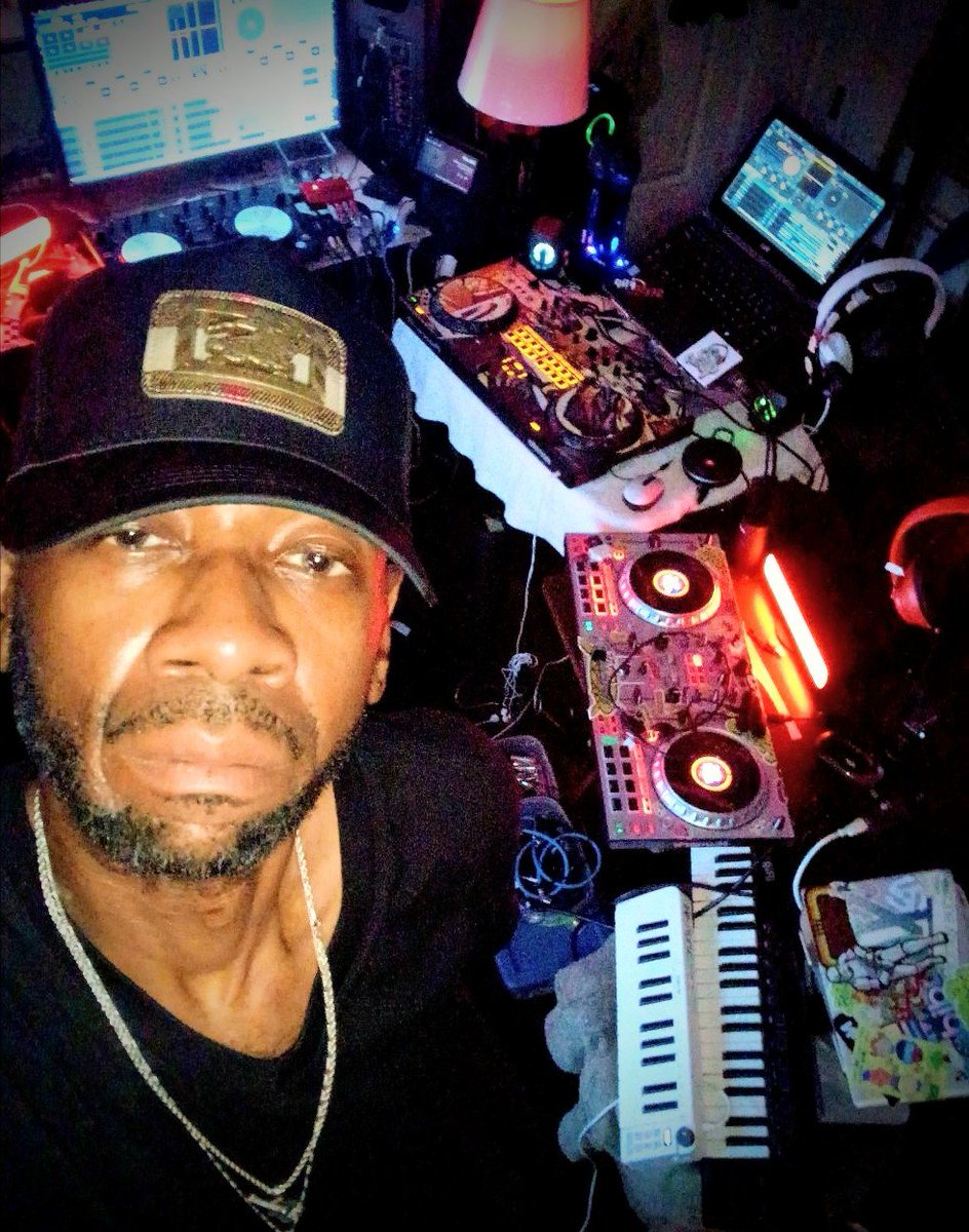 theDOTTEdjs's tweet photo. @Madiskylove @Madiskylove ♥️♥️♥️♥️♥️♥️♥️♥️😋😋😋😋😋😋😋😉😉😉😉😉😉 https://t.co/BhX1xBuNGX