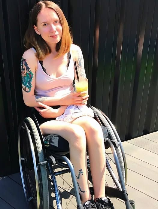 KatherineSkyx's tweet photo. I’m  officially cancer free !!!☺️🥲 https://t.co/OqAb7jo8xw