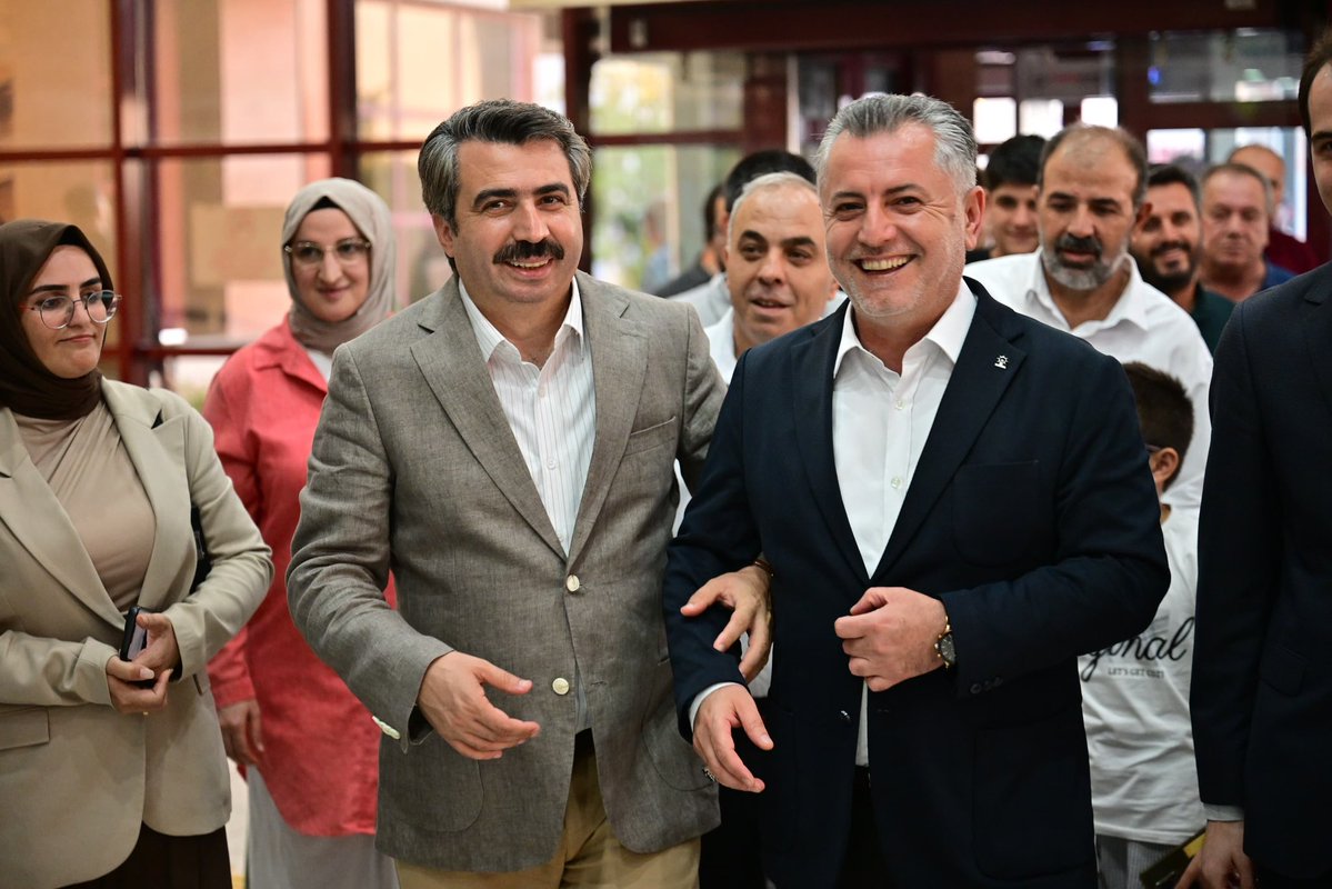 oktayyilmaz16's tweet photo. Her fikir, her öneri Yıldırım’ımıza hizmet yolunda attığımız adımları daha da sağlamlaştırıyor.

İlçe Başkanımız İrfan Akkaya ve yol arkadaşlarımızla birlikte, ortak akıl ve istişareden aldığımız güçle; Yıldırım aşkıyla durmadan yorulmadan çalışmaya devam ediyoruz.

📍İlçe Danışma Meclisi Toplantısı