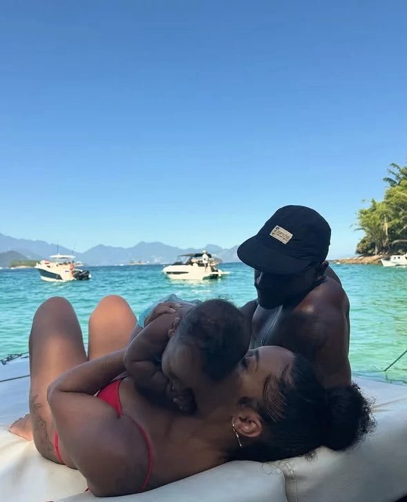 yourboirhema's tweet photo. i want my own lil family.. that's it fr 🥰🥰🥰🥰 https://t.co/wj6oYVwe7n