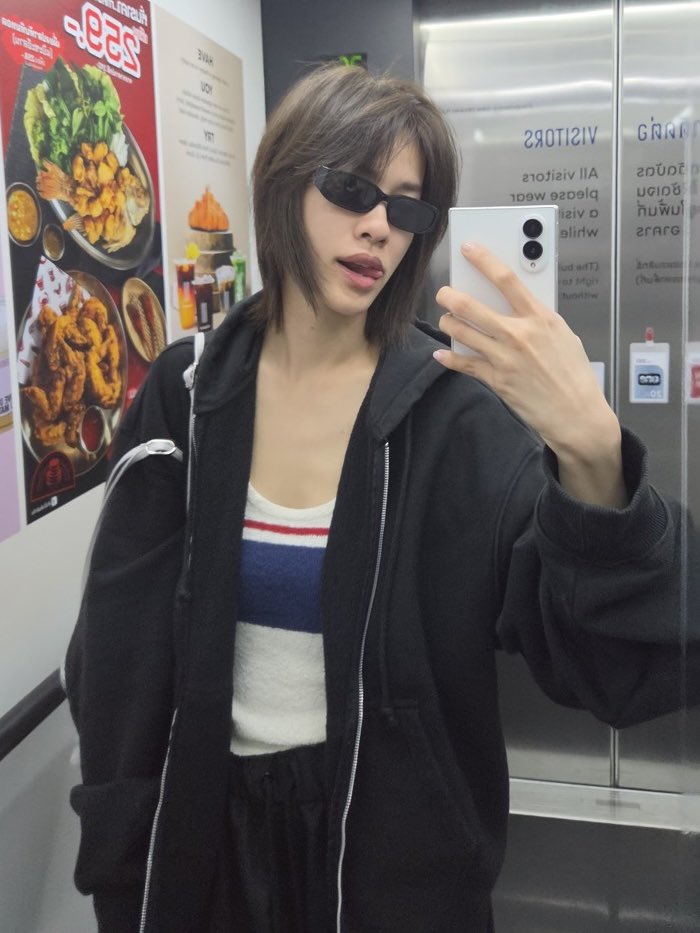 aoomswift's tweet photo. บอนนี่แม่อยากบอกอะไรสักอย่าง 2345 อย่างมาก https://t.co/3FD919lVNf