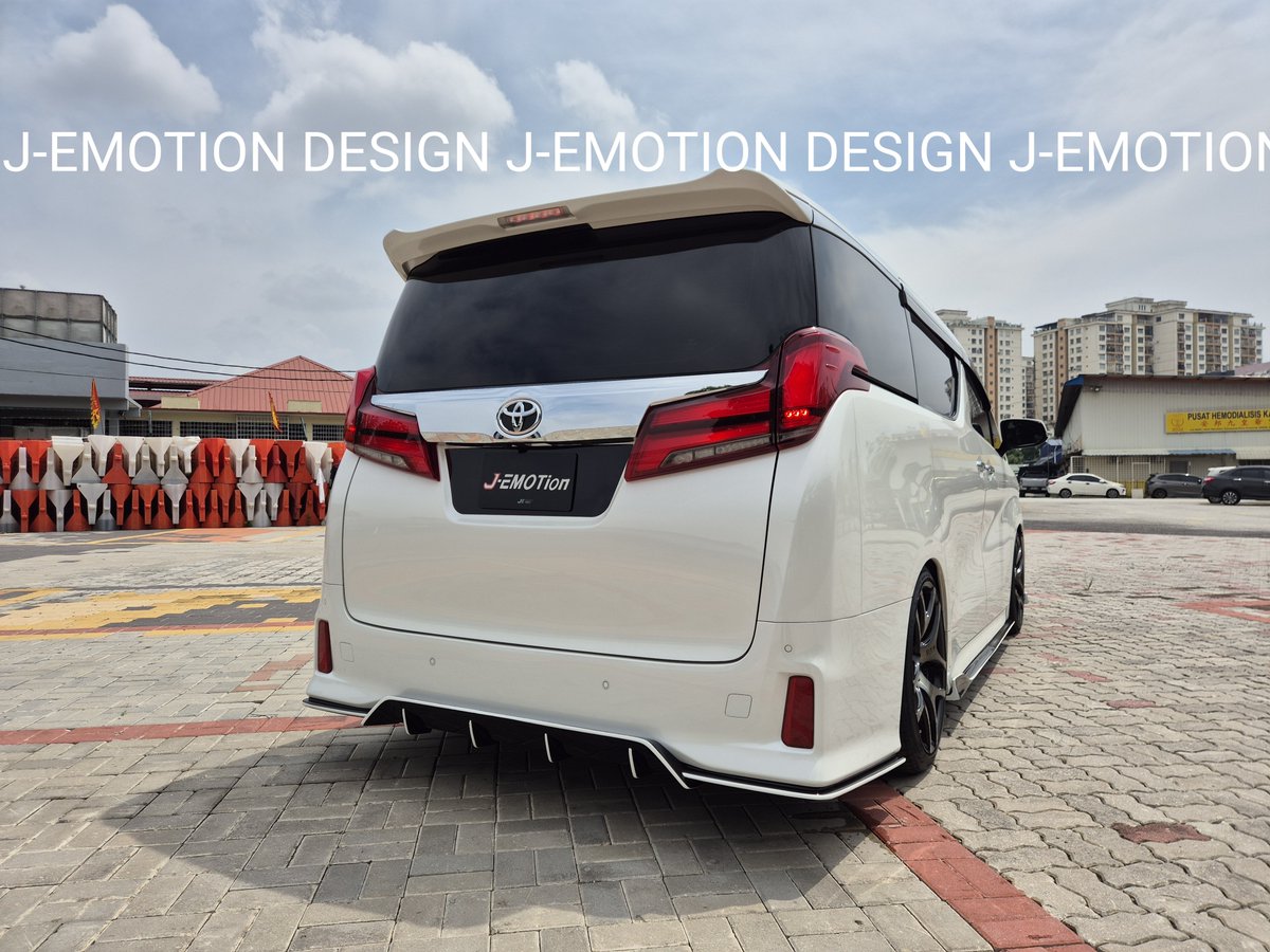SimonChen9738's tweet photo. TOYOTA ALPHARD 2018-22 AGH35 FULL SET BODYKIT 🇲🇾🇲🇾🇲🇾
#simonchen #jemotiondesign #alphard #alphard20 #alphard10 #alphard30 #vellfire #vellfire20 #vellfire30 #jebodykit #jedesign #jemotionbodykit #lexus #lexuslm #modelista #alphard25 #alphard40 #vellfire40 #alphard45 #vellfire45 https://t.co/rGDPfVPBKh