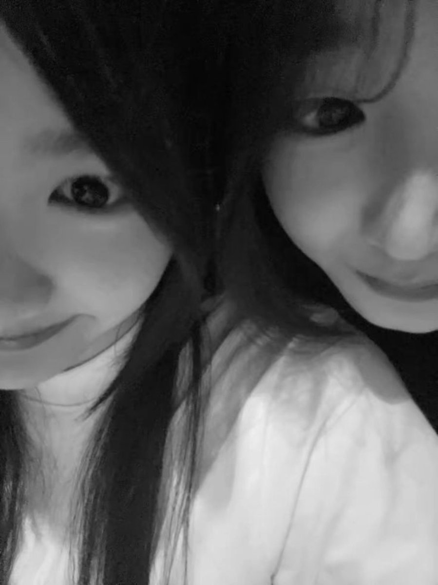 stellaabloom's tweet photo. Oline Erine fanfiction—2ine's/orine au

"ꜱᴏᴀʟ ᴋᴀʟᴀʜ, ɢᴜᴇ ꜱᴇʟᴀʟᴜ ᴍᴇɴᴀɴɢ"

orine a few tweet au
©stellaabloom https://t.co/7TQU5KWRsh