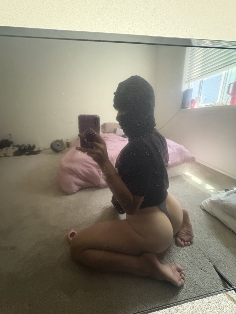 oregonfemboypdx's tweet photo. I just want a daddy to take care of me and fuck me 24/7 #gay #pdx #bbl #bigass #bigbooty #bbl #feet #hugeass #transméxico #trans #femboy #gayboy #transwoman #niceass #hairless #feetfetısh #feetworshi̇p #feetِ #femboyespañol #pdx #pnw #fatass #petite #nicefeet #soles #toes https://t.co/6jQwgGvT0X