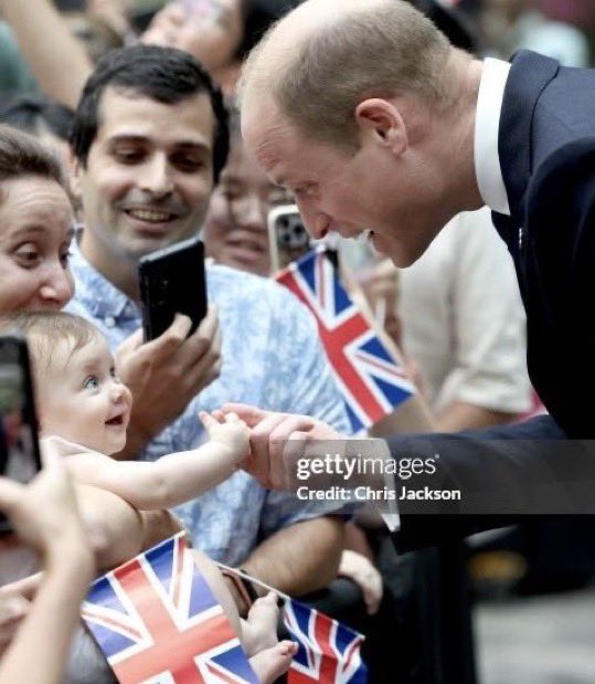 123workerbee's tweet photo. #ItsTimeForWilliam https://t.co/OGIdGhb4Bd