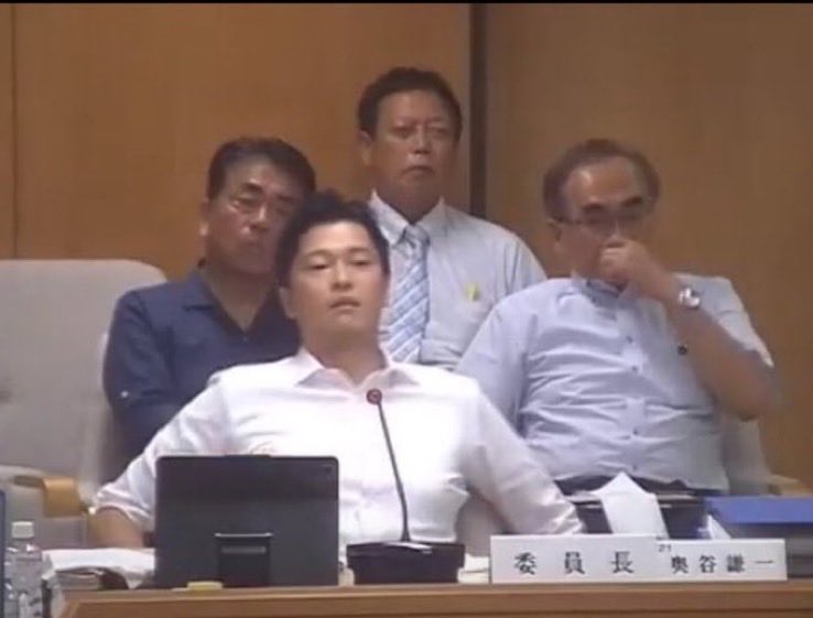 NifyFdrctrck99O's tweet photo. 兵庫自民県議団

今頃になって斎藤知事に
事業見直しなどを要望？

自ら無能を曝け出した
このクズ共を県民は
どうジャッジするのかは
来年の地方選挙で首を洗って待っておけ🫵 https://t.co/WSfDGYKNpp