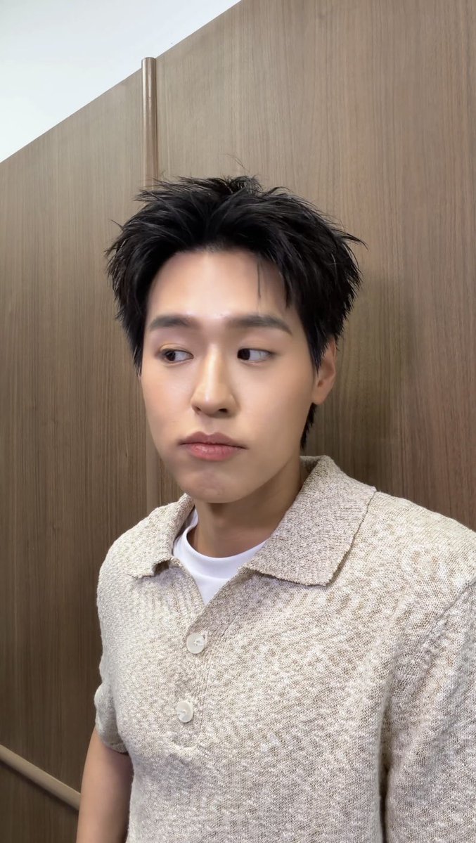 puddiingxBkpp's tweet photo. ฮะฮ่า ส่งเมลล์จีบไปเถอะ 
พาสเวิร์ดอีเมลล์มันอยู่ที่กู 🥸 https://t.co/A5yzcoCIqh