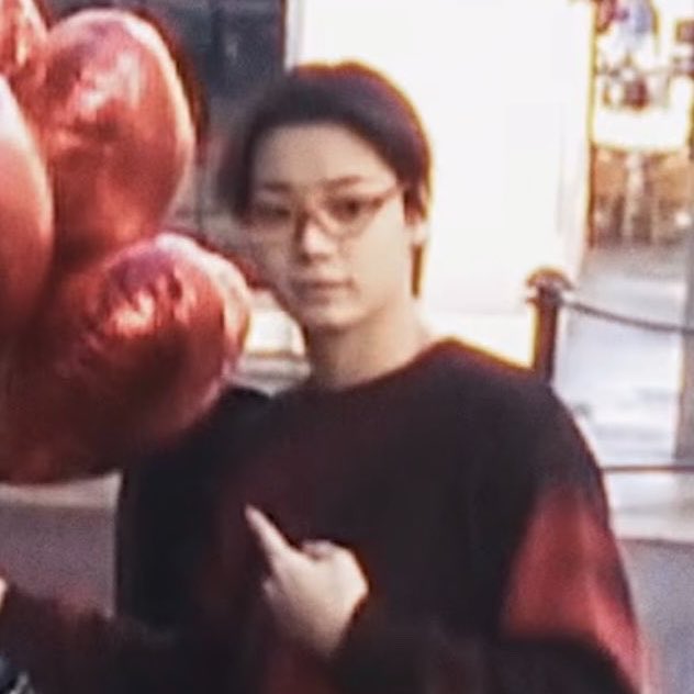 oyuliful's tweet photo. 144p but you’re oyul in glasses (֊⎚-⎚)ᢉ𐭩 https://t.co/8xNTN6rma9