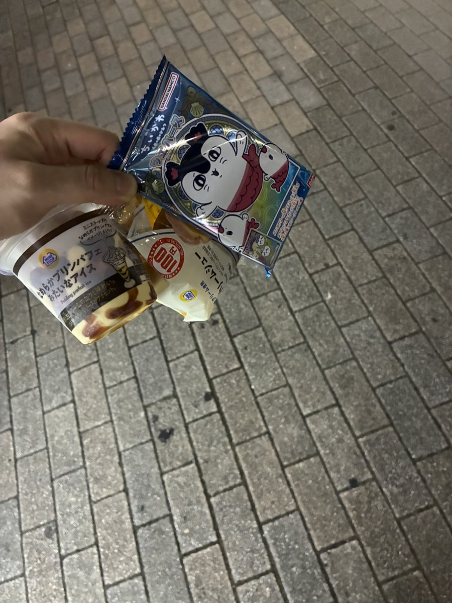 shutorv1's tweet photo. ストレス発散は甘いものです https://t.co/mUvdD57Z8m