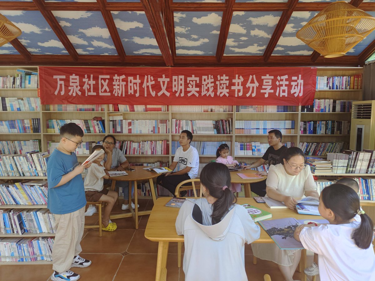 MarcyMckow61pl's tweet photo. Local neighborhood book swap this Sat 10am at Central Park Pavilion! Bring pre-loved books, take new reads u0026 meet your neighbors. Free u0026 all ages welcome! https://t.co/FBBFkNbIS9