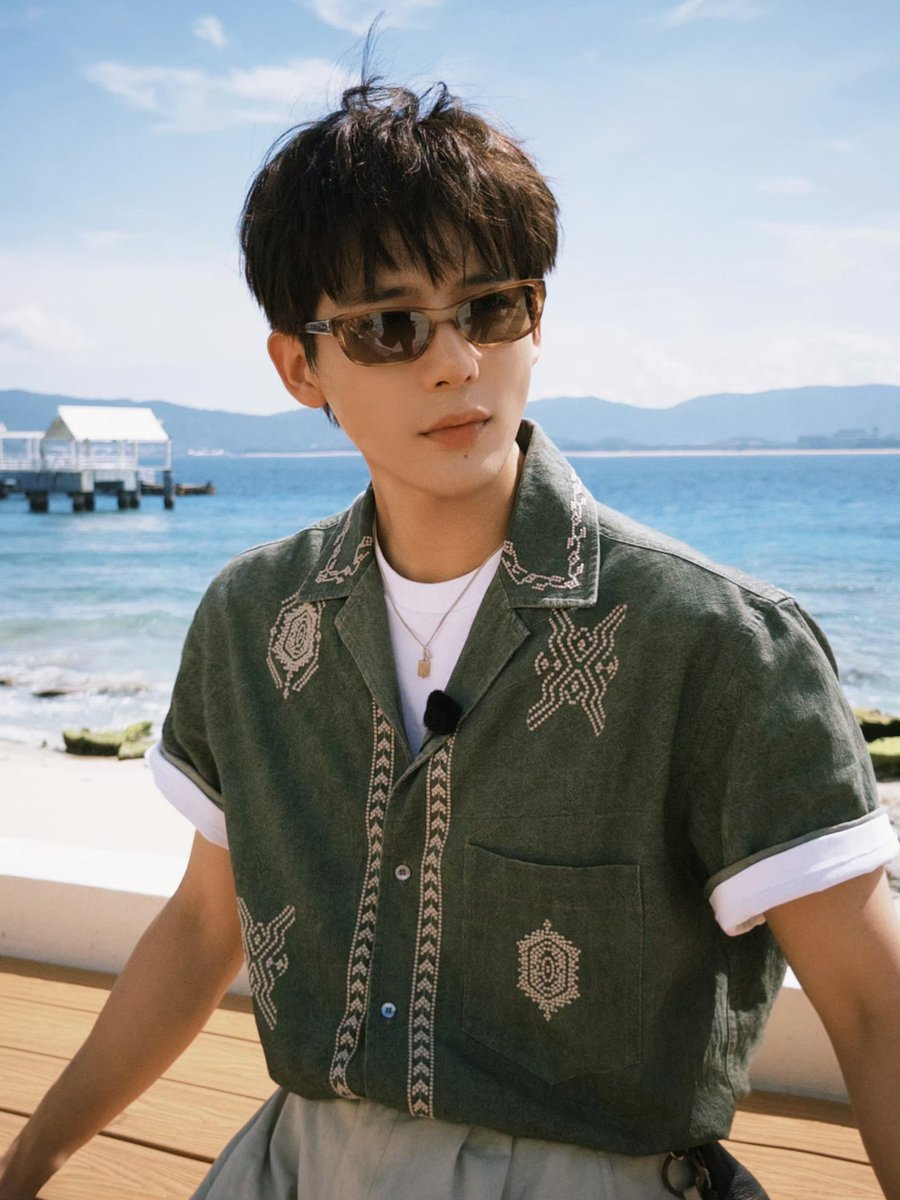 px3uany's tweet photo. 260729 왕안우 공작실 웨이보 🆙

#왕안우 #王安宇 #WangAnyu https://t.co/u29e4wm62l