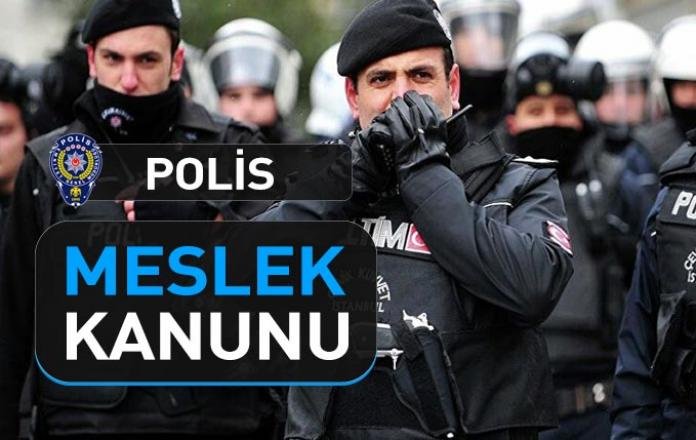 polismevzuat's tweet photo. POLİSLER OYALANMAKTAN BIKTI.
Geçerliliği olmayan sözler değil, MESLEK KANUNU görmek istiyor. Özlük hakları kanunla iyileştirilir..

Sayın @samiltayyar27 'a konuyu gündeme taşıdığı için teşekkür ediyoruz..

✓ Emniyet Reformu Kasım ayında mecliste
✓ Ocak 2027'de yürürlüğe girecek
Sayın @mustafaciftcitr @Akparti @TBMMresmi
- Umarız en kısa sürede bu konu çözüme kavuşturulur çünkü polisler artık oyalanmak istemiyor.