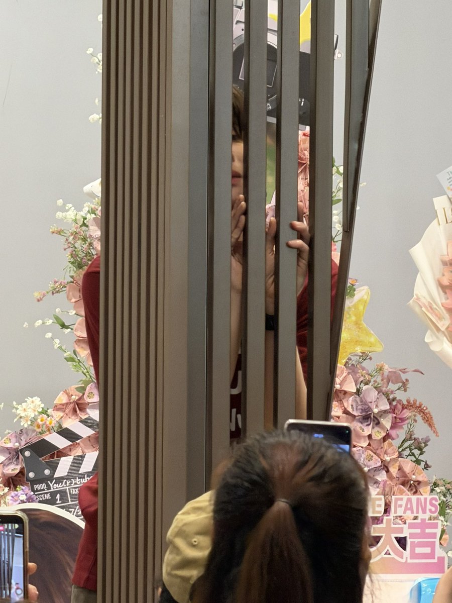 CI_IANYA's tweet photo. ทุกคนคิดว่าเหตุการณ์ดังภาพจะเกิดขึ้นกี่ครั้งในกองถ่าย

INNKHUN SAY HI

#สวัสดีอินทัชชอบคุณ https://t.co/aDzplvciqx