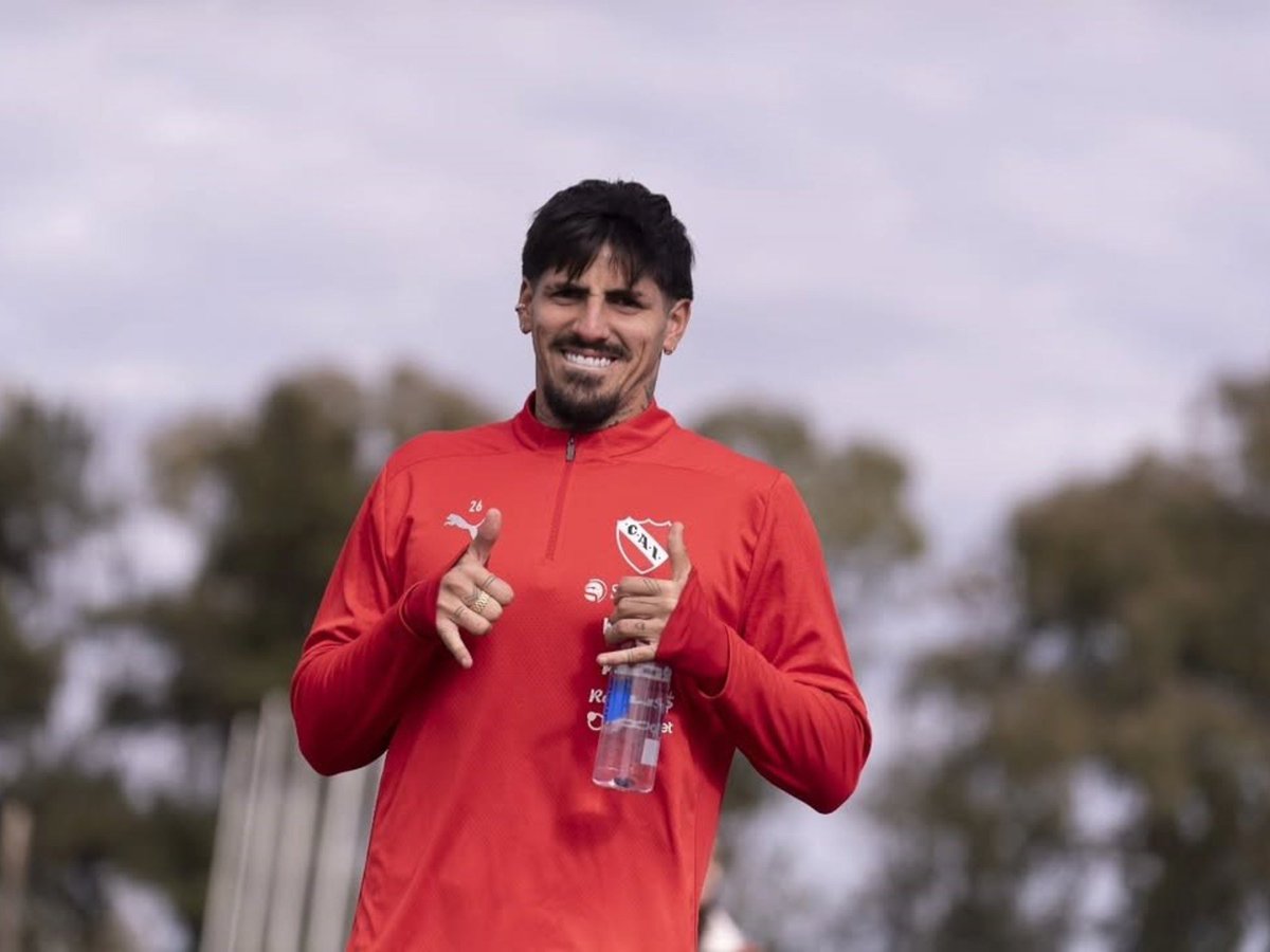 DeLaCunaAlInf's tweet photo. 🗣️ ¡AHORA EN #DLCRadio! 📻🔥
Por el momento la salida de Kevin Lomonaco estaría frenada por unas diferencias contractuales.
👇 ¡Prendete a YouTube!
https://t.co/gybTTdFYZw https://t.co/EW0KPfZzYp