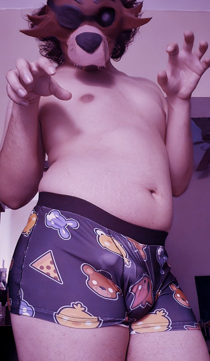 Zkuro_wt's tweet photo. My favorite day :"" #tummytuesday https://t.co/PhzJUkQdIv