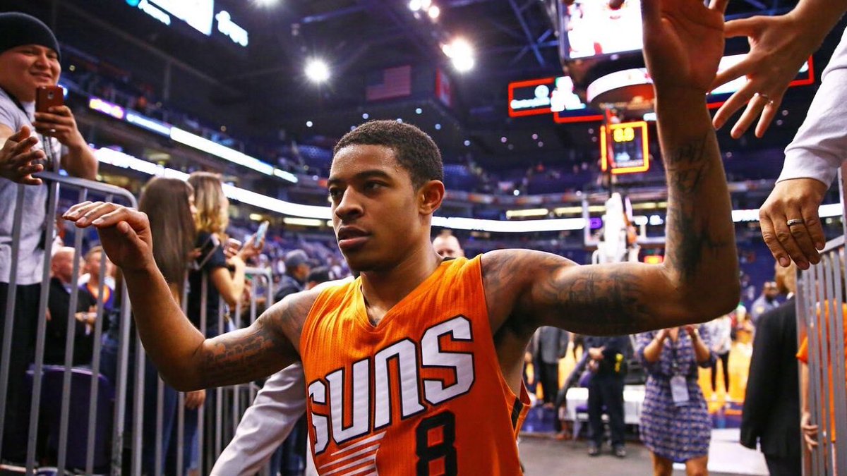 FadeLikeBook's tweet photo. @Suns https://t.co/TpMC4KFpZy