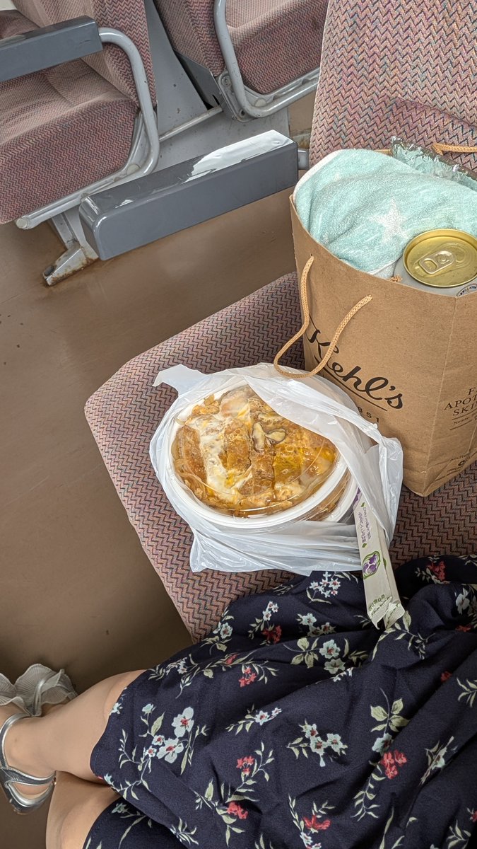 appa_aomori's tweet photo. 今回は仙台や首都圏でプレミアムレストランとかモダンな和食は楽しんでこられてそうだから、そろそろ現地ご飯が恋しくなるかな、と

オーストラリアの定番のカツレツから発想を得て、お弁当はカツ丼に🤣しかもチャンコ食堂だからね！
中泊愛🫶 https://t.co/ITjBs8wsGR