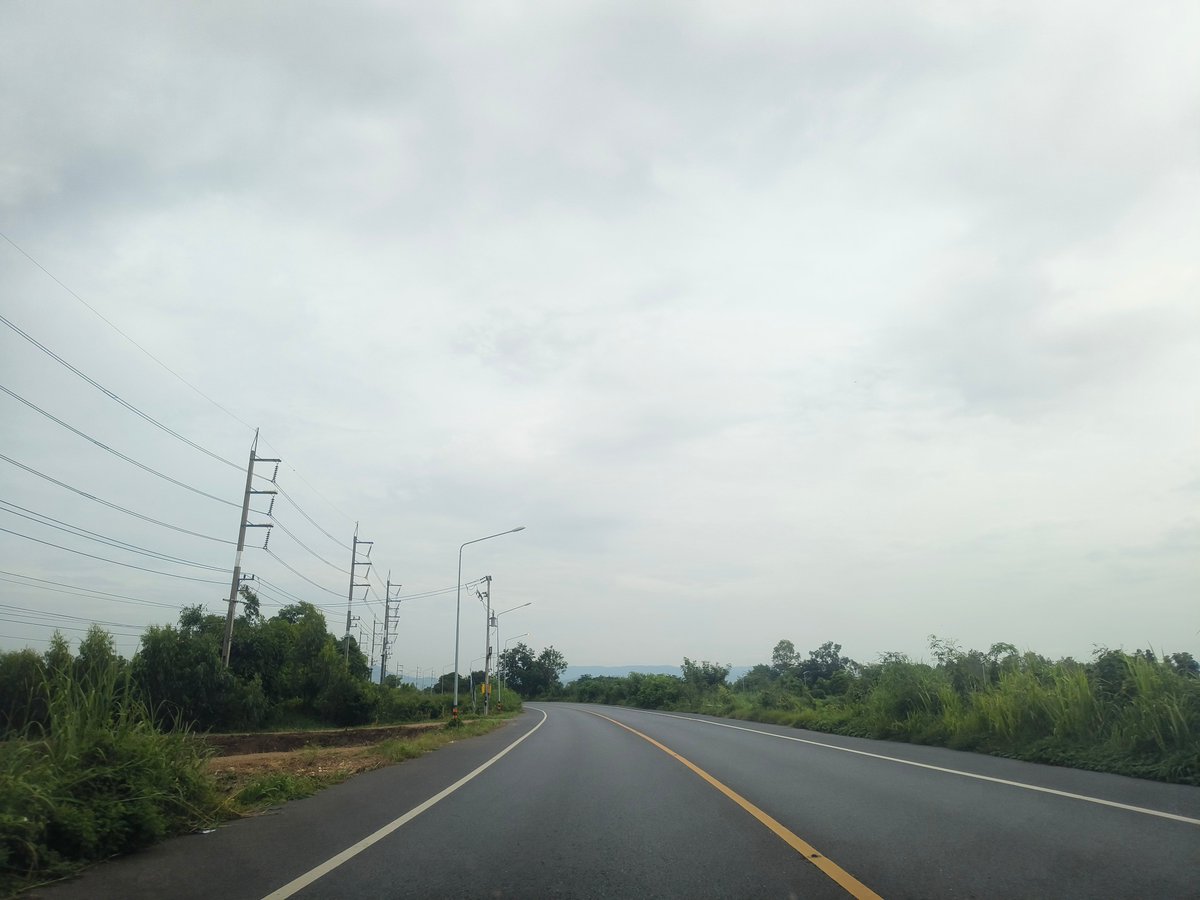 GwG_69's tweet photo. บรรยากาศดีเกินไปไหนดีนะ 
#นครนายก https://t.co/7q61oWcgOp