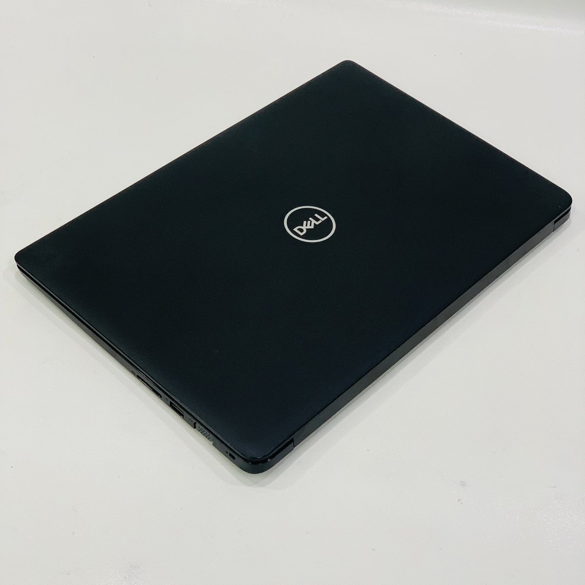 JapanAaj's tweet photo. Aランク
Dell Latitude 3500
中古ノートパソコン
目立つキズはございません。
第8世代〜Core i3
税込価格¥14,900（代引き）
Windows 11 pro 64 bit
コア i3-8145U 2.30GHZ
メモリー8GB
SSD-NVMe 256 GB
15"フルHDインチ／カメラ有り
Wi-Fi/bluetooth
#hp #Probook #ノートパソコン
#SSD #エイチピー

店の住所：
https://t.co/QjONutO2kH