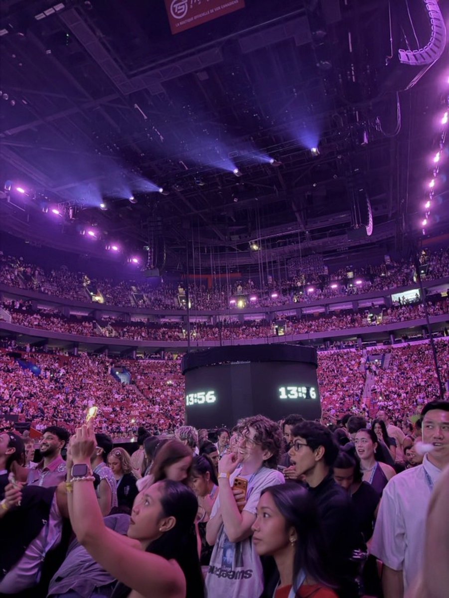 icepackwul's tweet photo. The countdown has started! Turn our notifications ON.  #ESTMontreal https://t.co/slsIKwD6zj