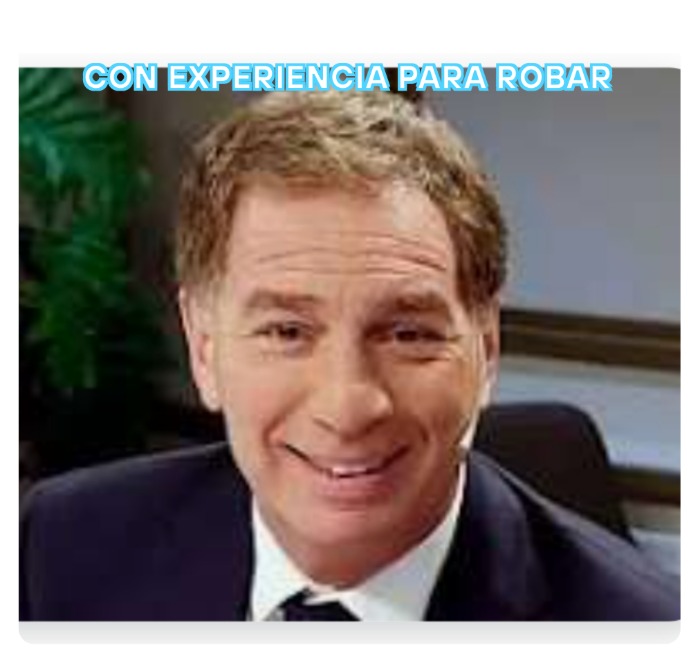 D0MING0PER0N's tweet photo. La guita que no gastan del no hacer obra publica (que son varios miles de millones de pesos) y la guita de los impuestos de la nafta se destinan a crear cataratas en las casas de veraneo de los funsionarios de turno #c5n #durodedomar #buenmartes #KarinaCoimera https://t.co/0Neu1hJPSQ