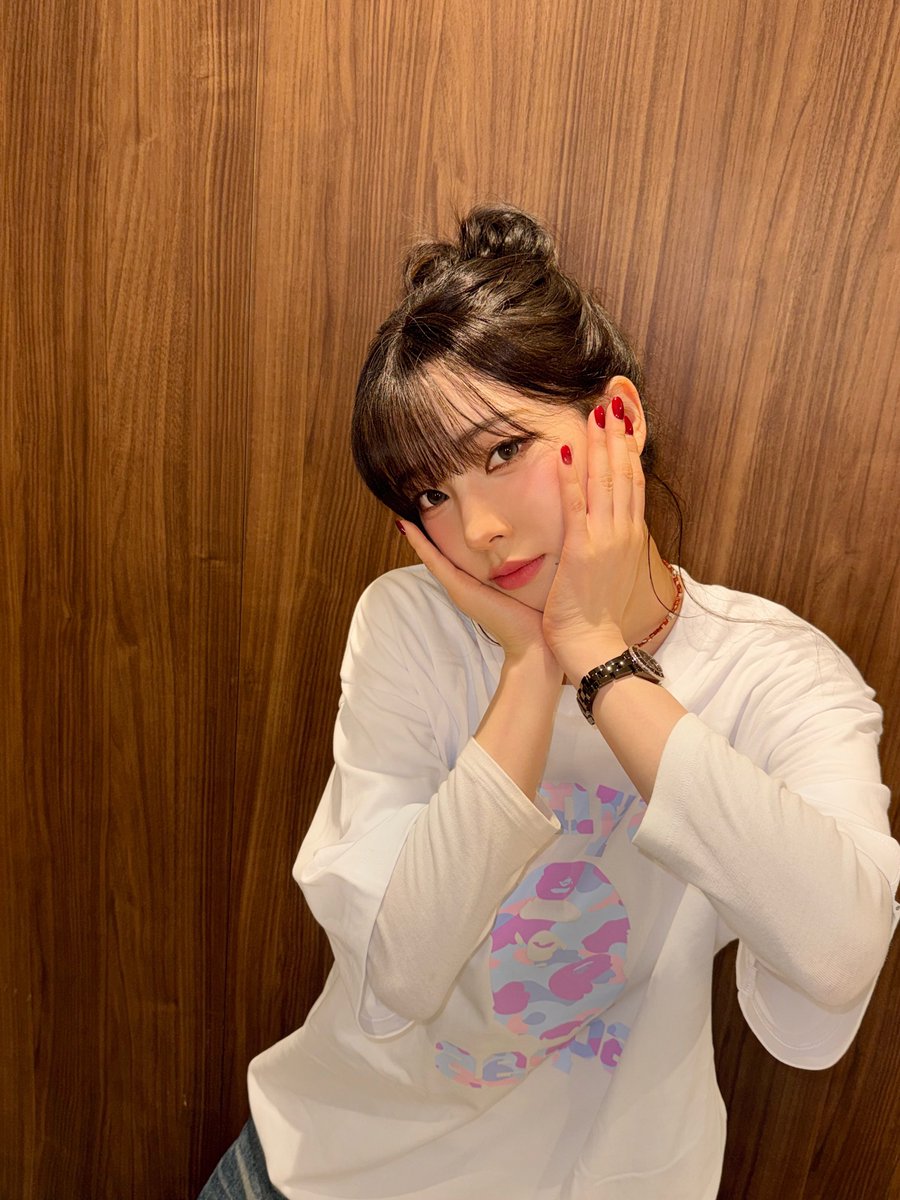 찌즈 tweet media