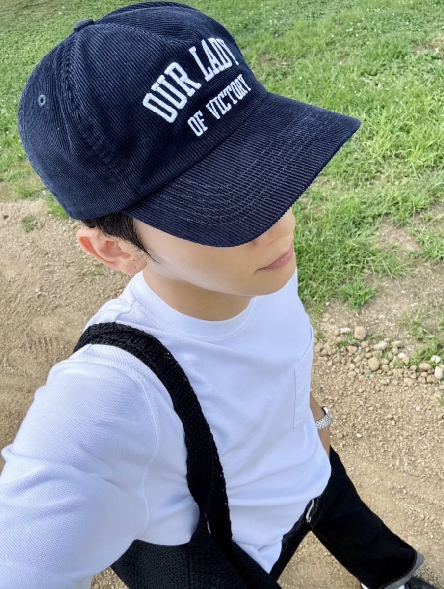 tbestJD's tweet photo. Walking with Jongdae ☀️ https://t.co/SjtatyguZ4