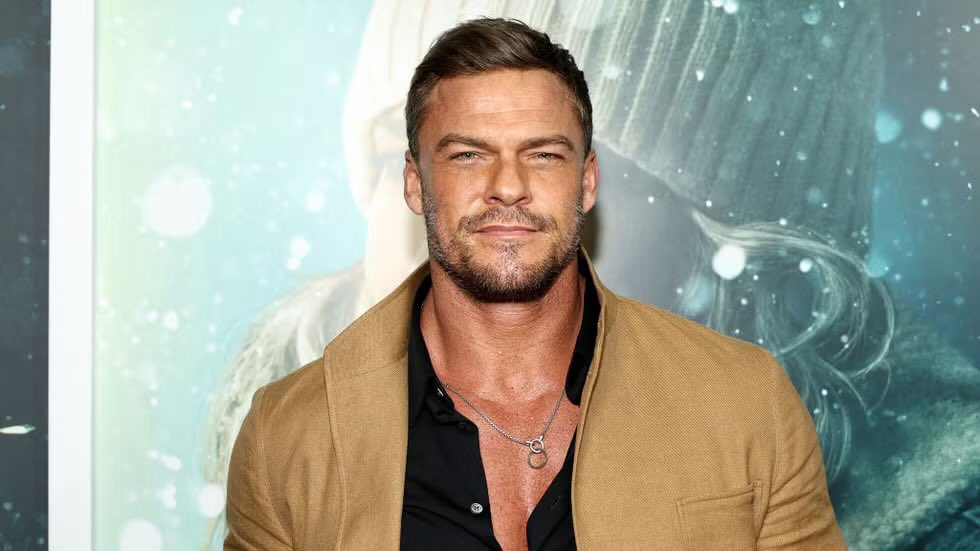 TheCalvinCooli1's tweet photo. 🚨Report: Actor Alan Ritchson is receiving massive blowback for going on multiple unhinged rant against President Trump in the past week https://t.co/LnIwDC92zI