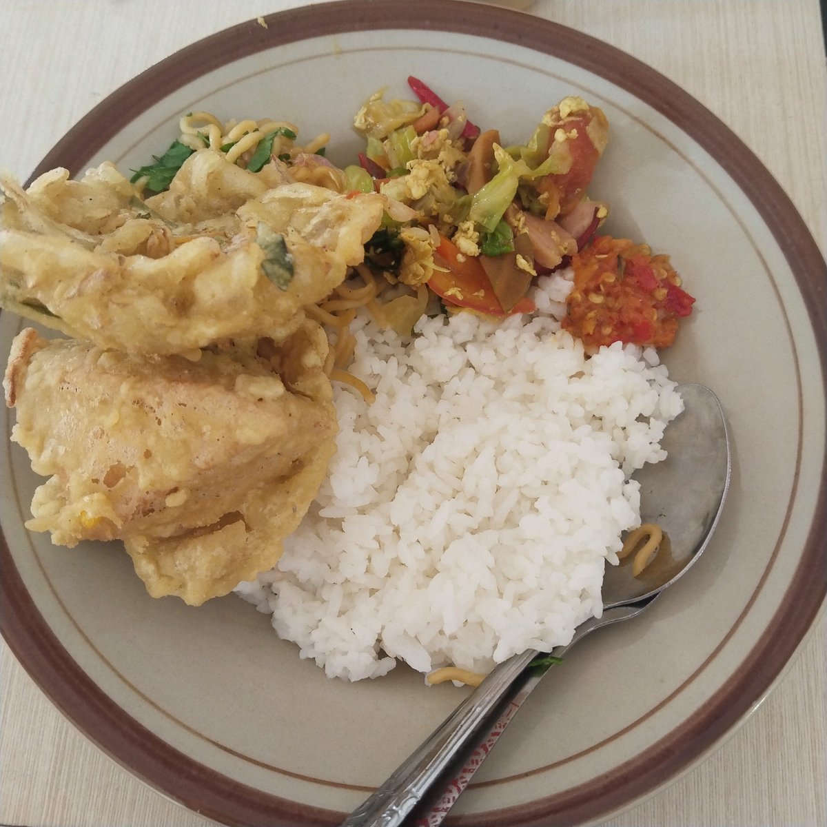 mieaeyummy's tweet photo. Sarapan https://t.co/5dEtOf6RIV